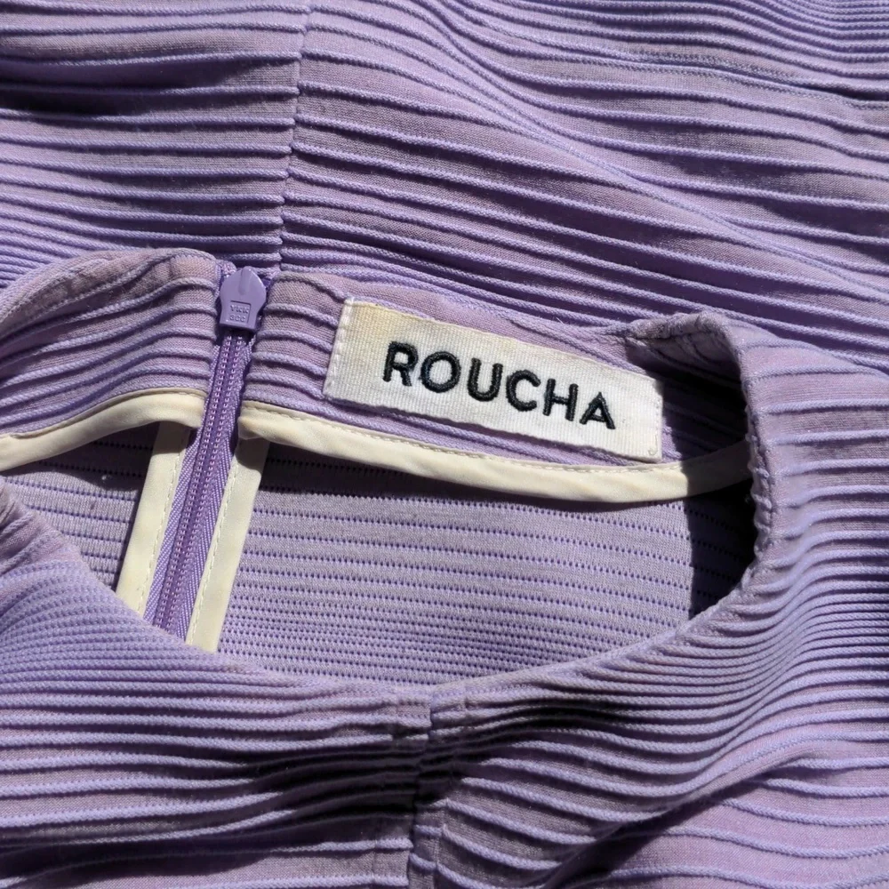 Roucha Tend Textured Long Sleeve Clean Top - Picture 7 of 8